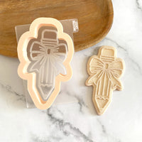 Pencil with Bow Cookie Embosser and Cutter Set – Perfect for Teacher Gifts and Back-to-School Baking