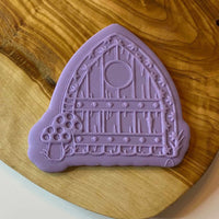 Fairy door fondant outbosser stamp for cookie, cupcakes and biscuits.