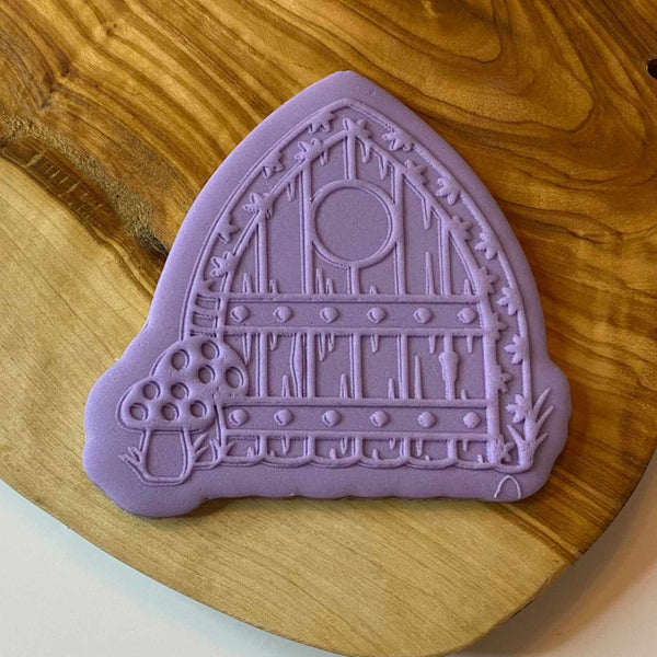 Fairy door fondant outbosser stamp for cookie, cupcakes and biscuits.