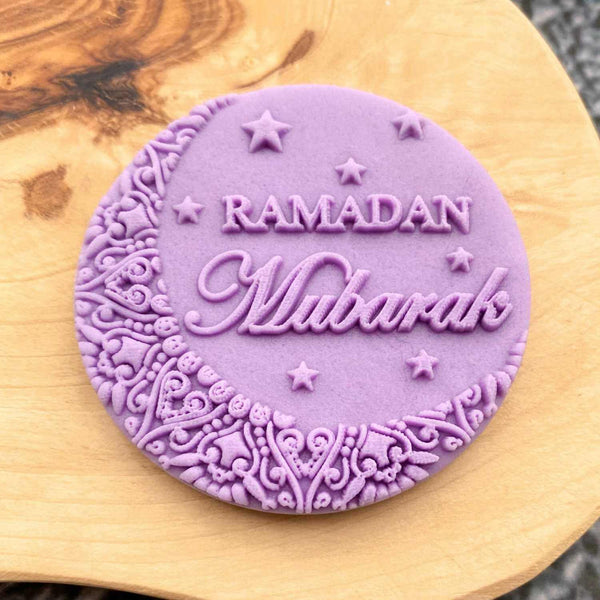 Ramadan Mubarak fondant cutter outbosser stamp for biscuits, cupcakes and cookies.