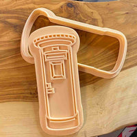 UK post box 3D cookie cutter and stamp. Perfect embosser cutter for cookies, cupcakes, biscuits and cakes.